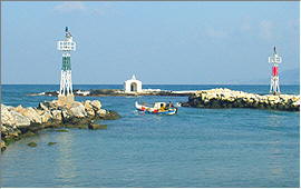 Georgioupolis: Fishing-boat leaving the port - Copyright (c) 2007 Ingo H. Dietrich
