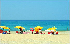 Adelianos Campos: On the beach - Copyright (c) 2005 Ingo H. Dietrich