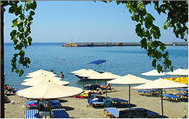 Aghia Galini: On the beach - Copyright (c) 2007 Ingo H. Dietrich