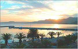 Sitia: Sunrise over the bay - Copyright (c) 2000 Matthias Konopka Sitia: Sunrise over the bay - Copyright (c) 2000 Matthias Konopka